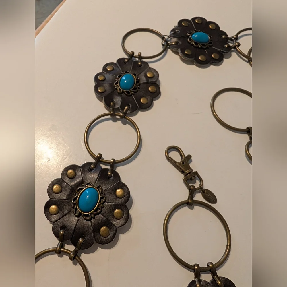 Western Belt Faux Turquoise Chain Belt,‎ leather Flower.